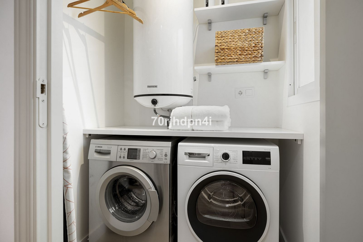 Se vende Apartamento Planta Baja de 3 dormitorios en Costa Del Sol, Málaga, España