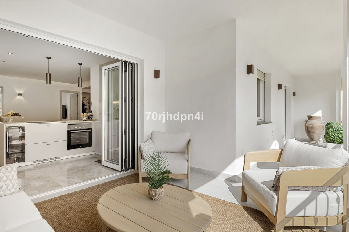 Se vende Apartamento Planta Baja de 3 dormitorios en Costa Del Sol, Málaga, España