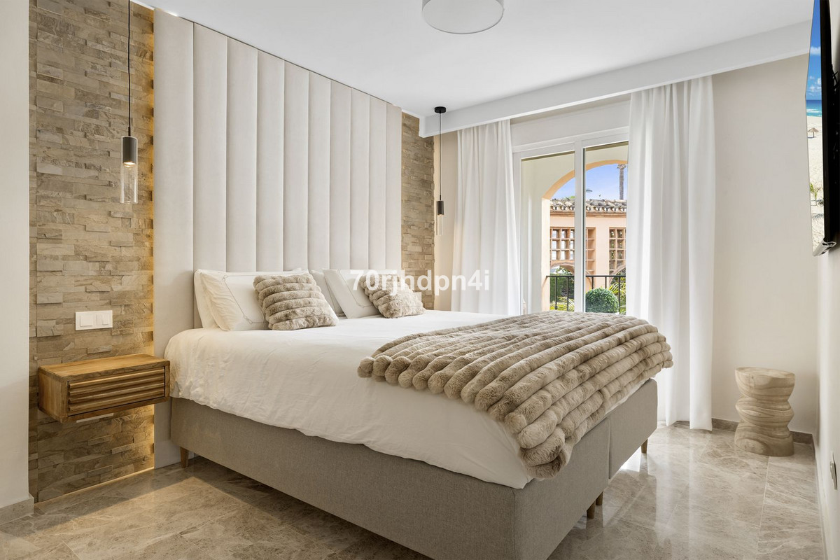 Se vende Apartamento Planta Baja de 3 dormitorios en Costa Del Sol, Málaga, España
