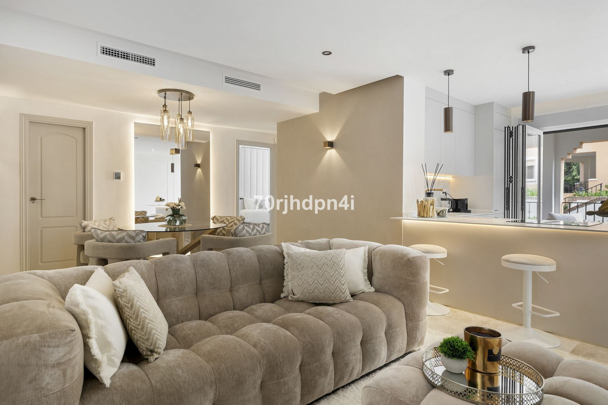 Se vende Apartamento Planta Baja de 3 dormitorios en Costa Del Sol, Málaga, España
