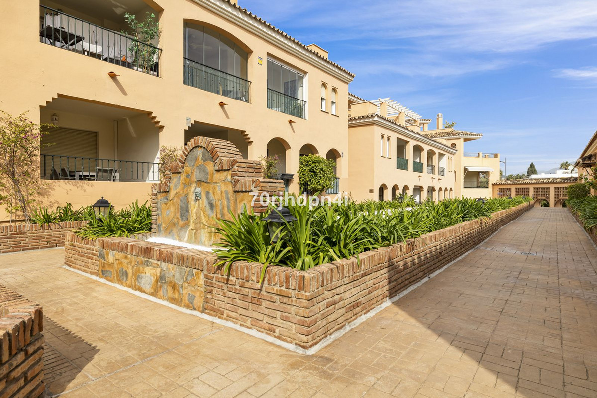 Se vende Apartamento Planta Baja de 3 dormitorios en Costa Del Sol, Málaga, España