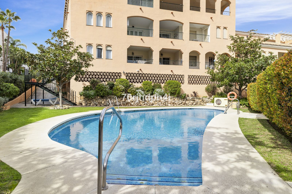 Se vende Apartamento Planta Baja de 3 dormitorios en Costa Del Sol, Málaga, España
