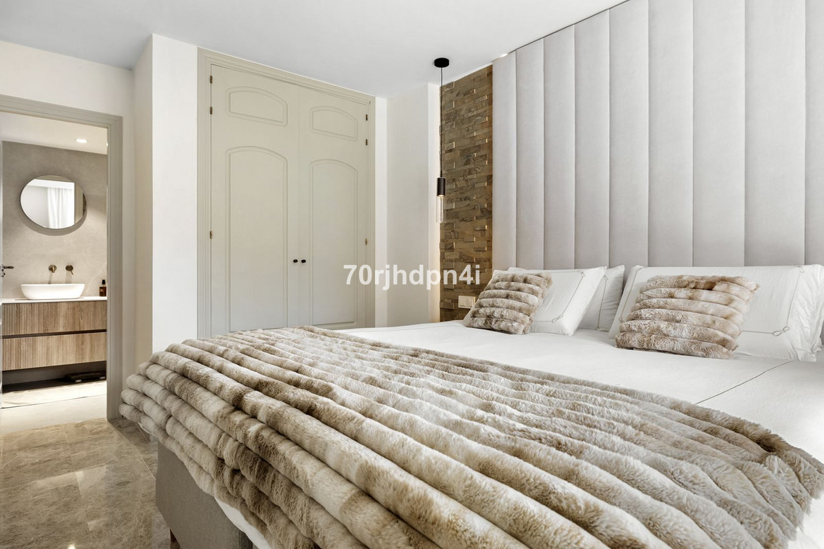 Se vende Apartamento Planta Baja de 3 dormitorios en Costa Del Sol, Málaga, España