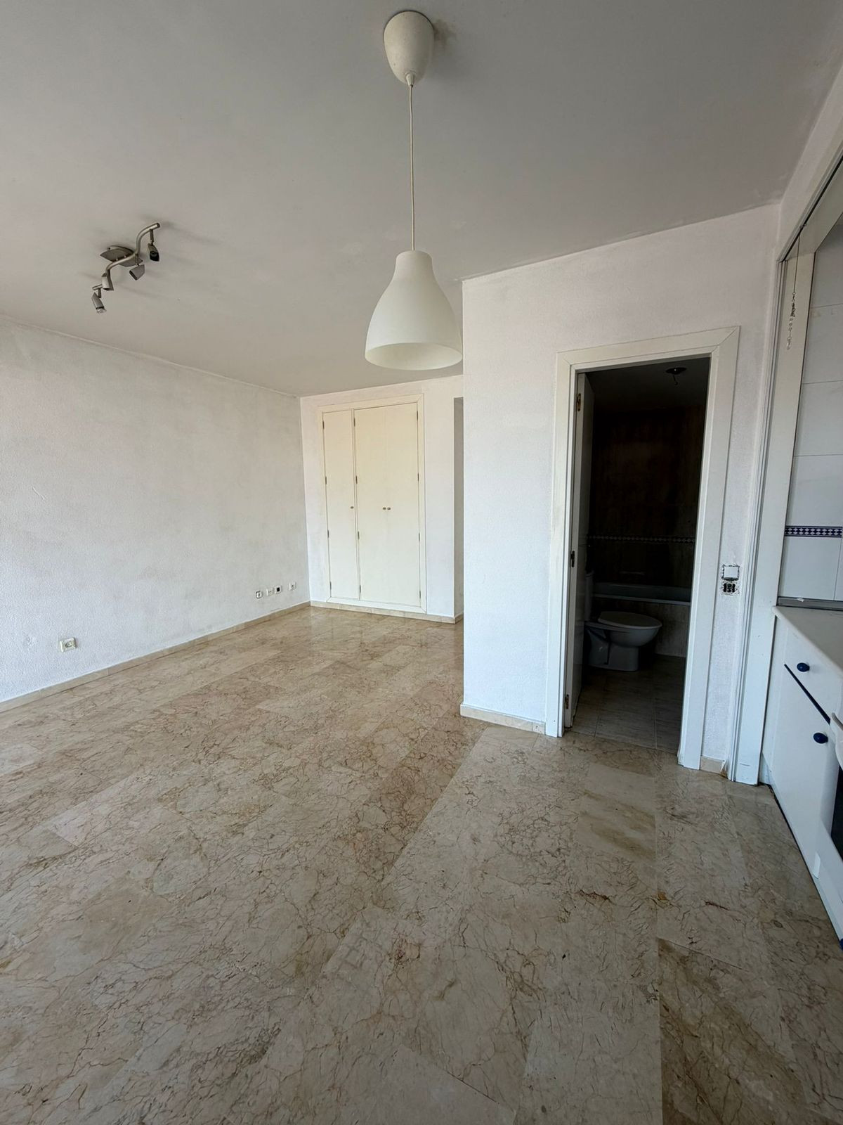 Se vende Estudio Planta Media  en Costa Del Sol, Málaga, España