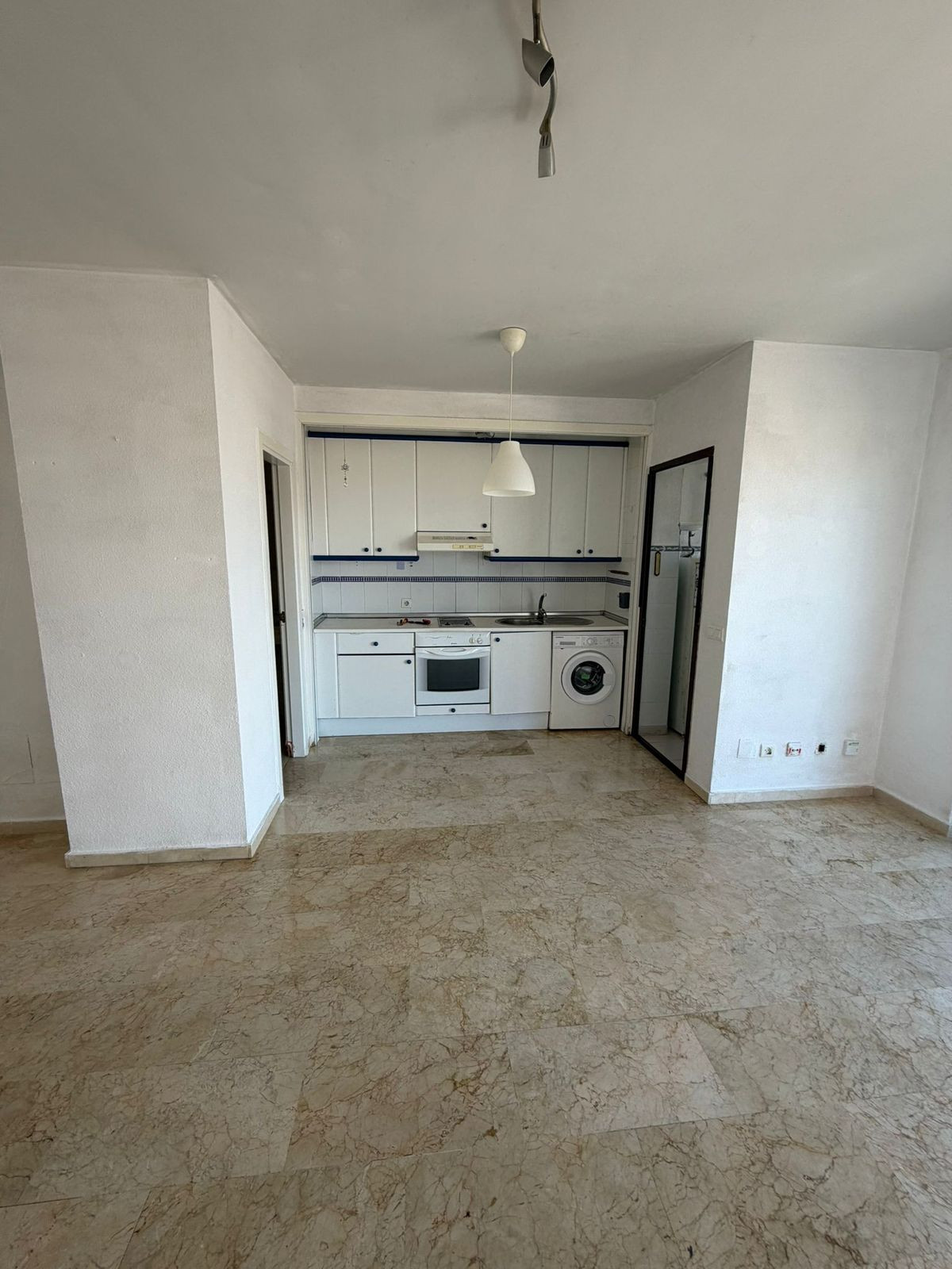 Se vende Estudio Planta Media  en Costa Del Sol, Málaga, España