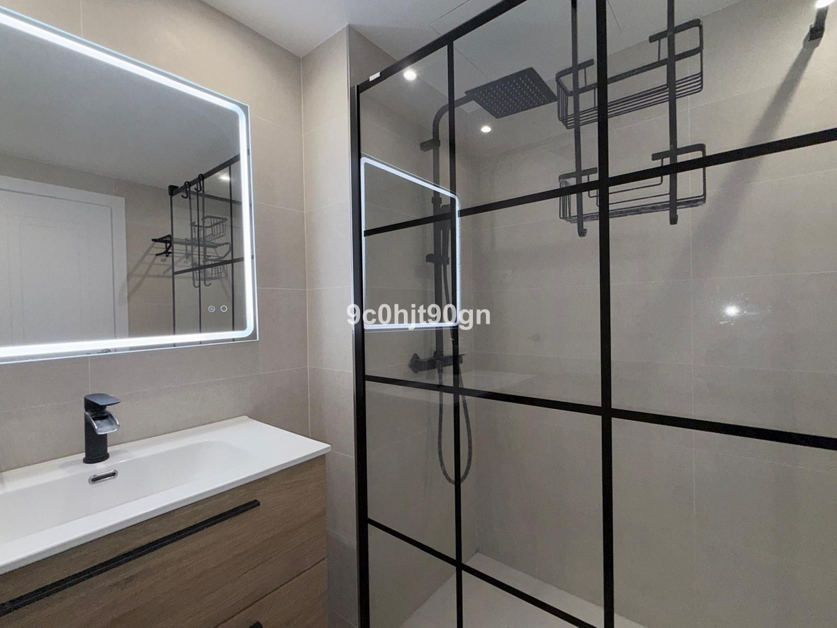 3 Bed Apartment for sale in Elviria Costa Del Sol, Málaga, Spain
