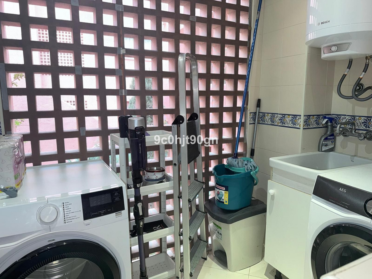 3 Bed Apartment for sale in Elviria Costa Del Sol, Málaga, Spain