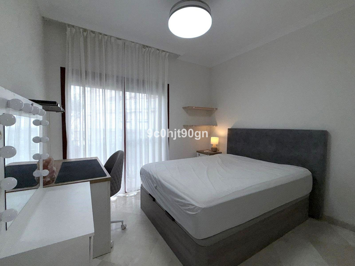3 Bed Apartment for sale in Elviria Costa Del Sol, Málaga, Spain