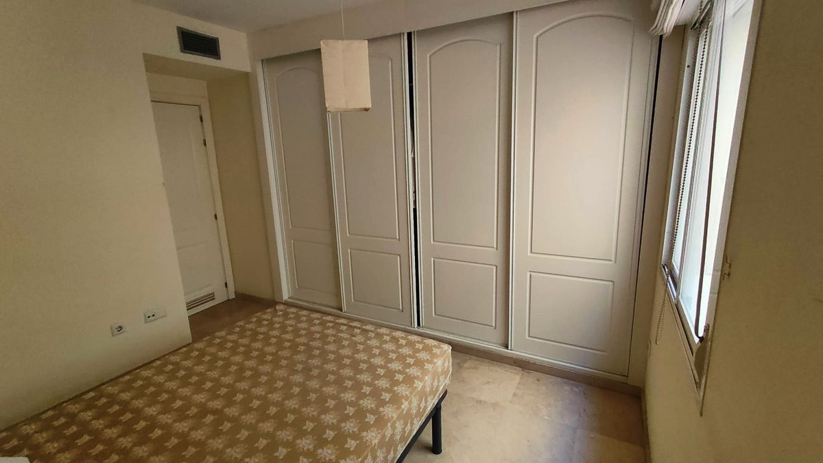 1 Bed Apartment for sale in Estepona Costa Del Sol, Málaga, Spain