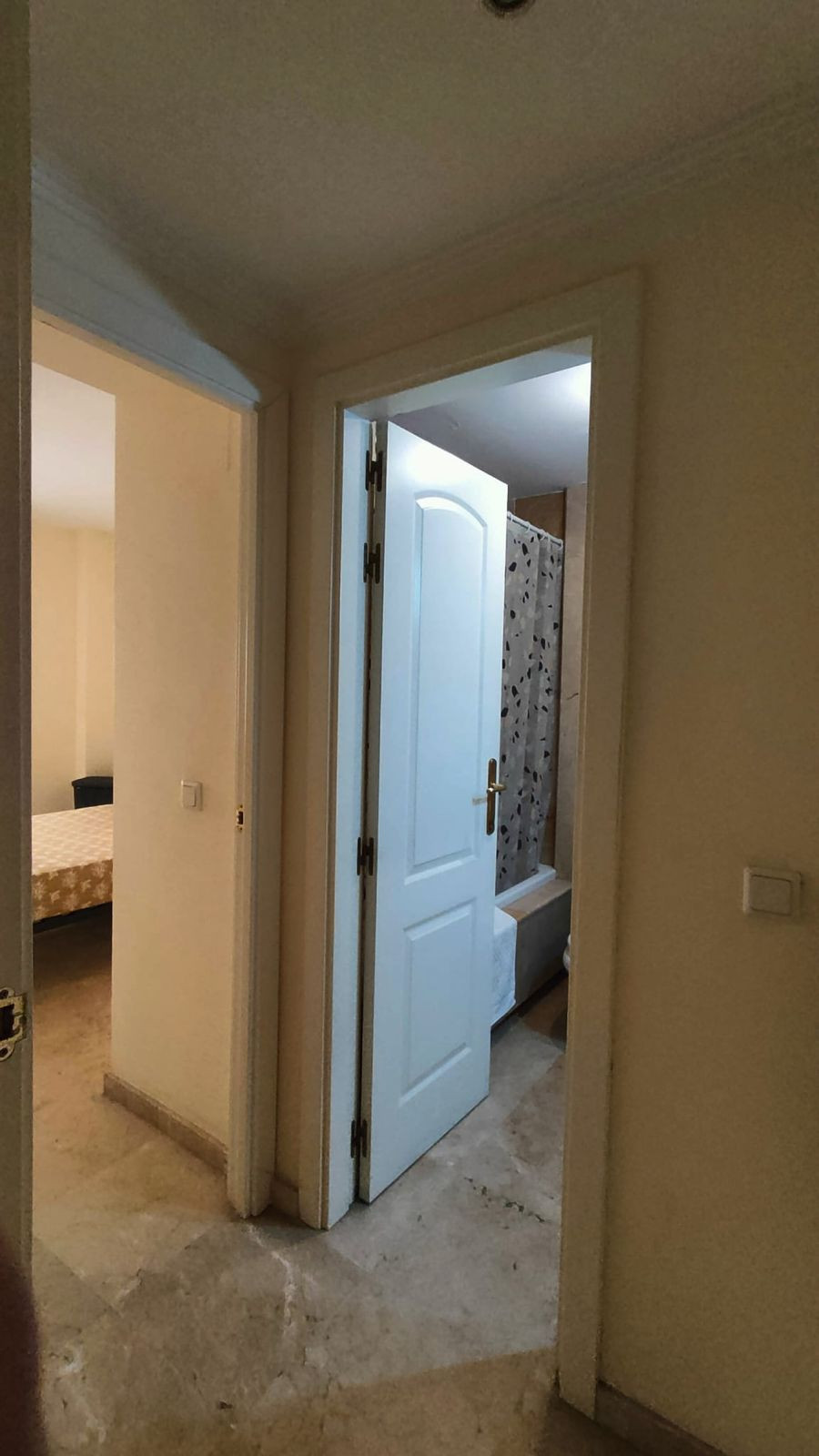 1 Bed Apartment for sale in Estepona Costa Del Sol, Málaga, Spain