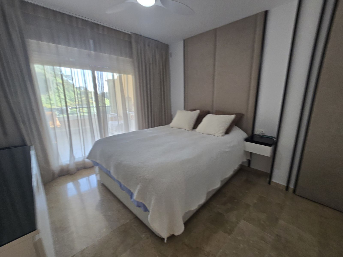 2 Bed Apartment for sale in Calahonda Costa Del Sol, Málaga, Spain