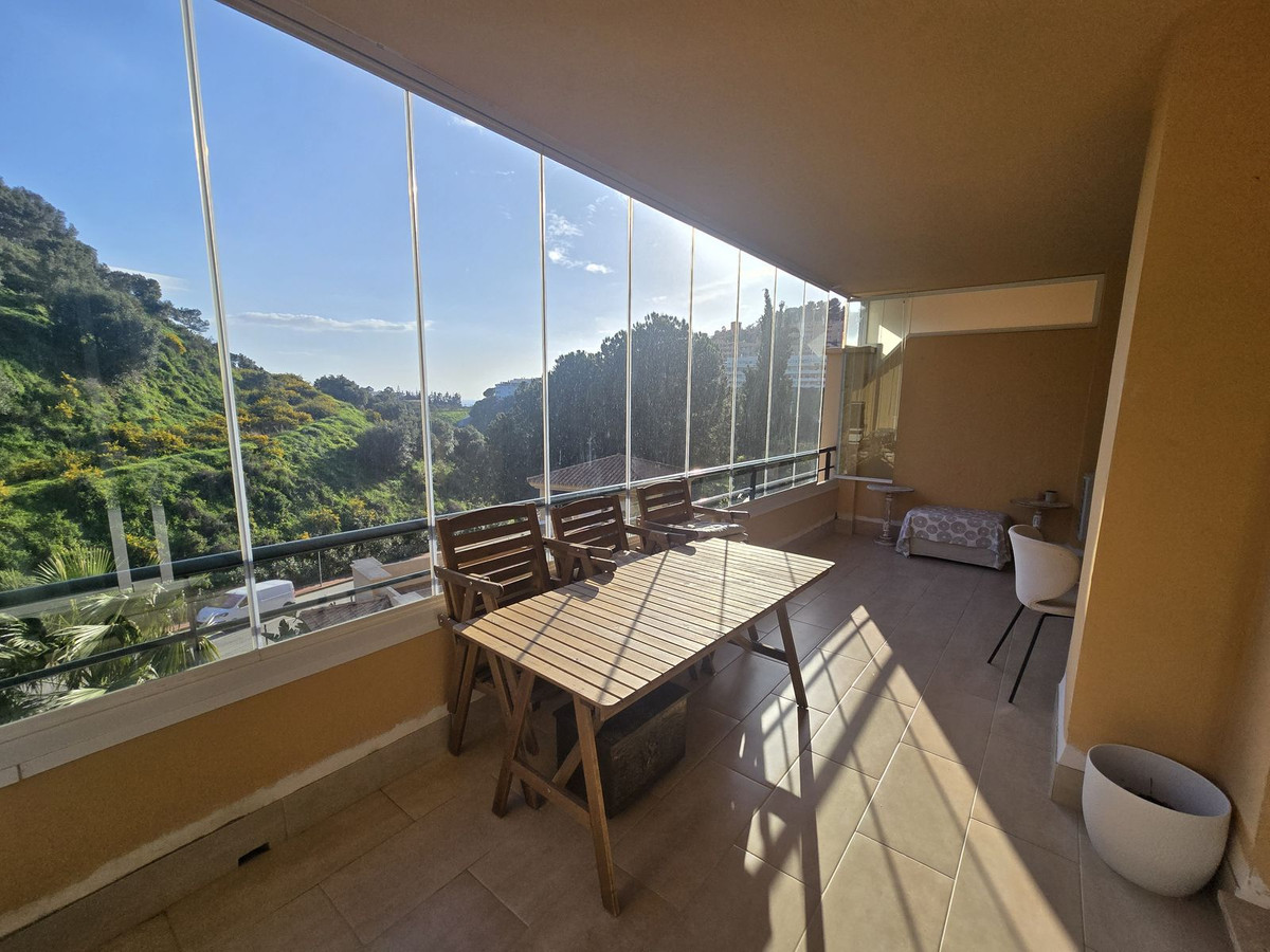 2 Bed Apartment for sale in Calahonda Costa Del Sol, Málaga, Spain