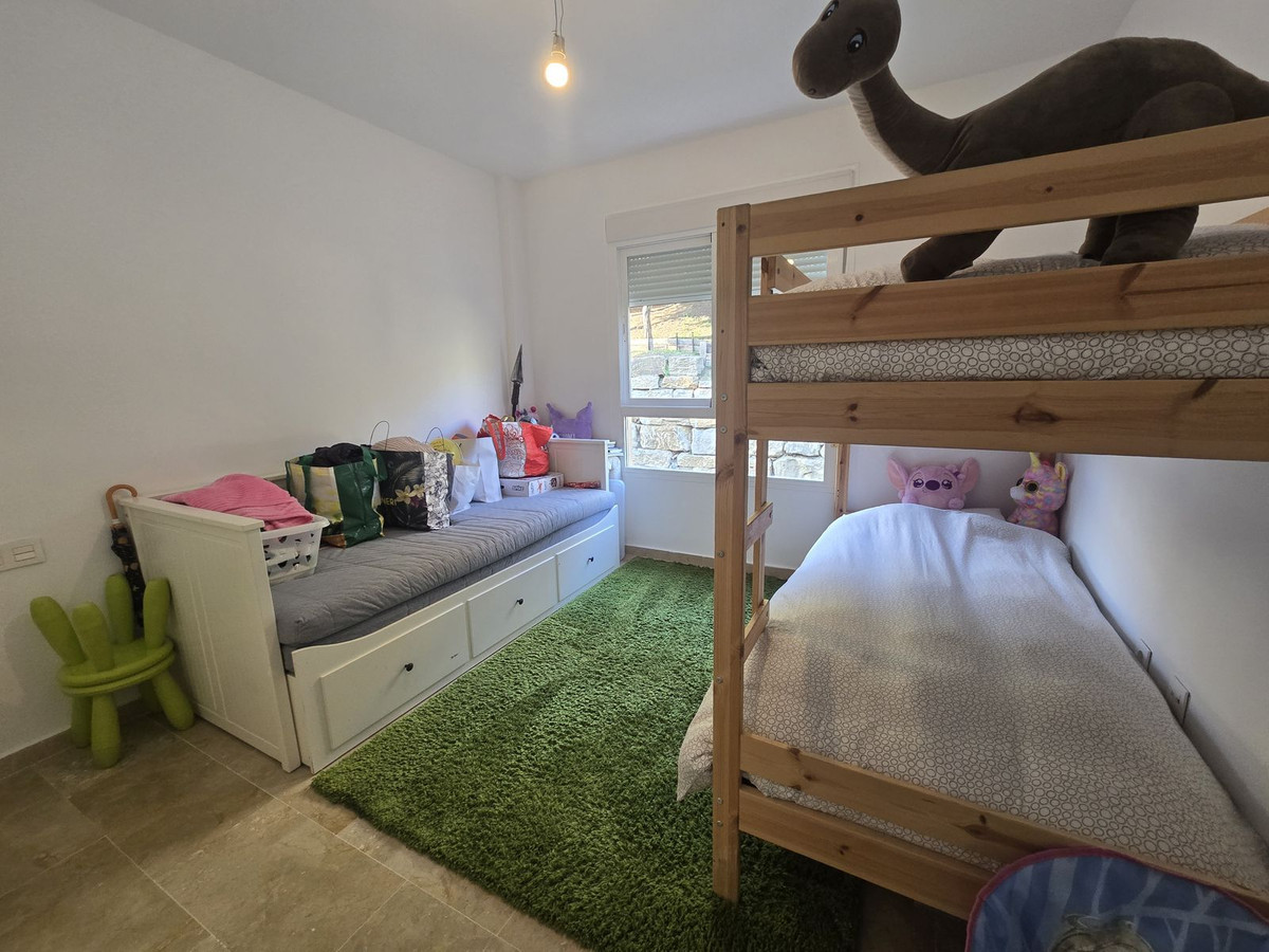 2 Bed Apartment for sale in Calahonda Costa Del Sol, Málaga, Spain