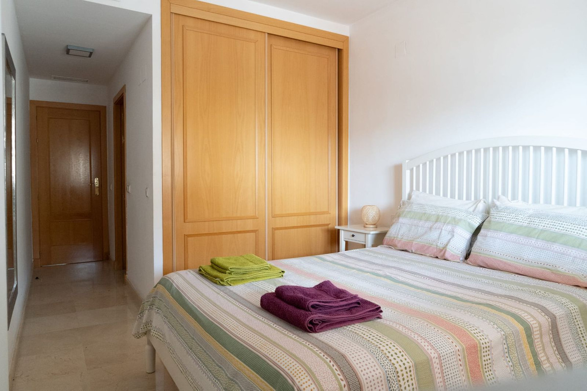 2 Bed Apartment for sale in Fuengirola Costa Del Sol, Málaga, Spain