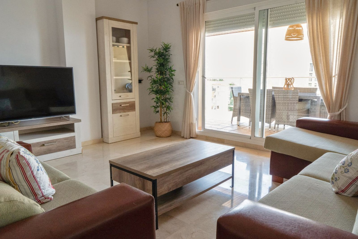 2 Bed Apartment for sale in Fuengirola Costa Del Sol, Málaga, Spain