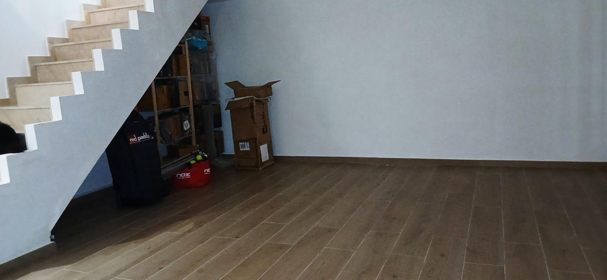 2 Bed Apartment for sale in Alhaurín De La Torre Costa Del Sol, Málaga, Spain