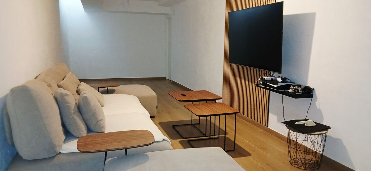 2 Bed Apartment for sale in Alhaurín De La Torre Costa Del Sol, Málaga, Spain