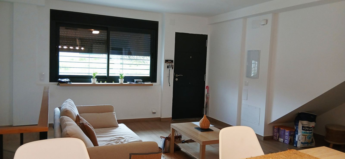 2 Bed Apartment for sale in Alhaurín De La Torre Costa Del Sol, Málaga, Spain