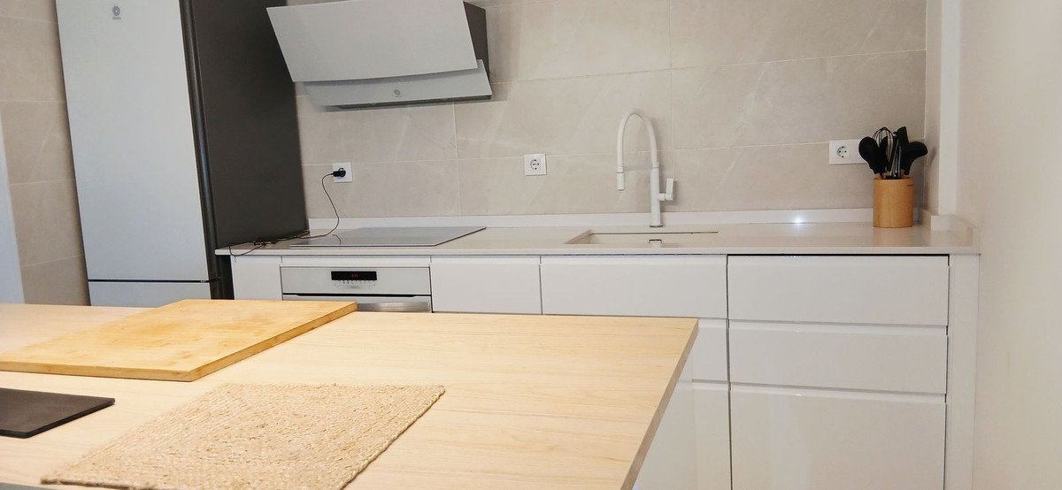 2 Bed Apartment for sale in Alhaurín De La Torre Costa Del Sol, Málaga, Spain