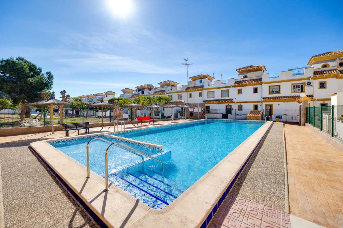 3 Bed Townhouse for sale in Torrevieja Costa Blanca, Alicante, Spain