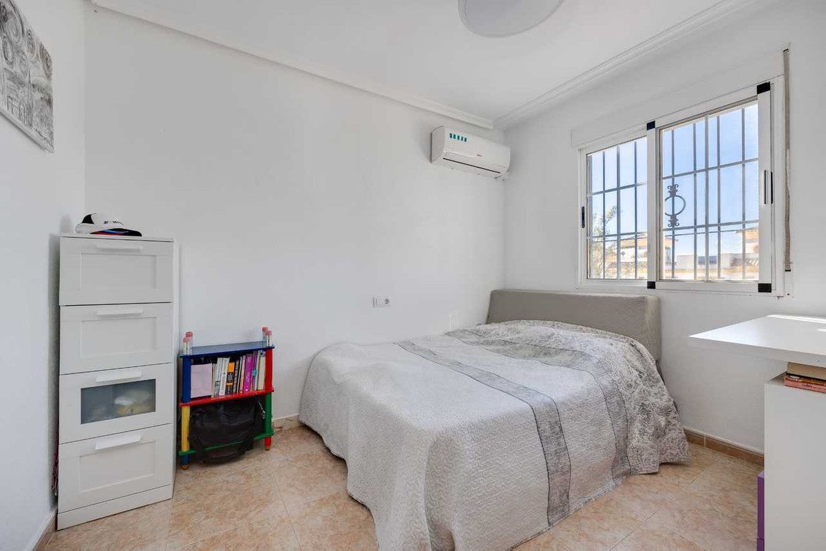 Se vende Adosada de 3 dormitorios en Costa Blanca, Alicante, España