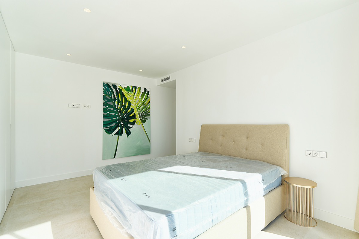 Se vende Villa - Chalet de 4 dormitorios en Costa Del Sol, Málaga, España