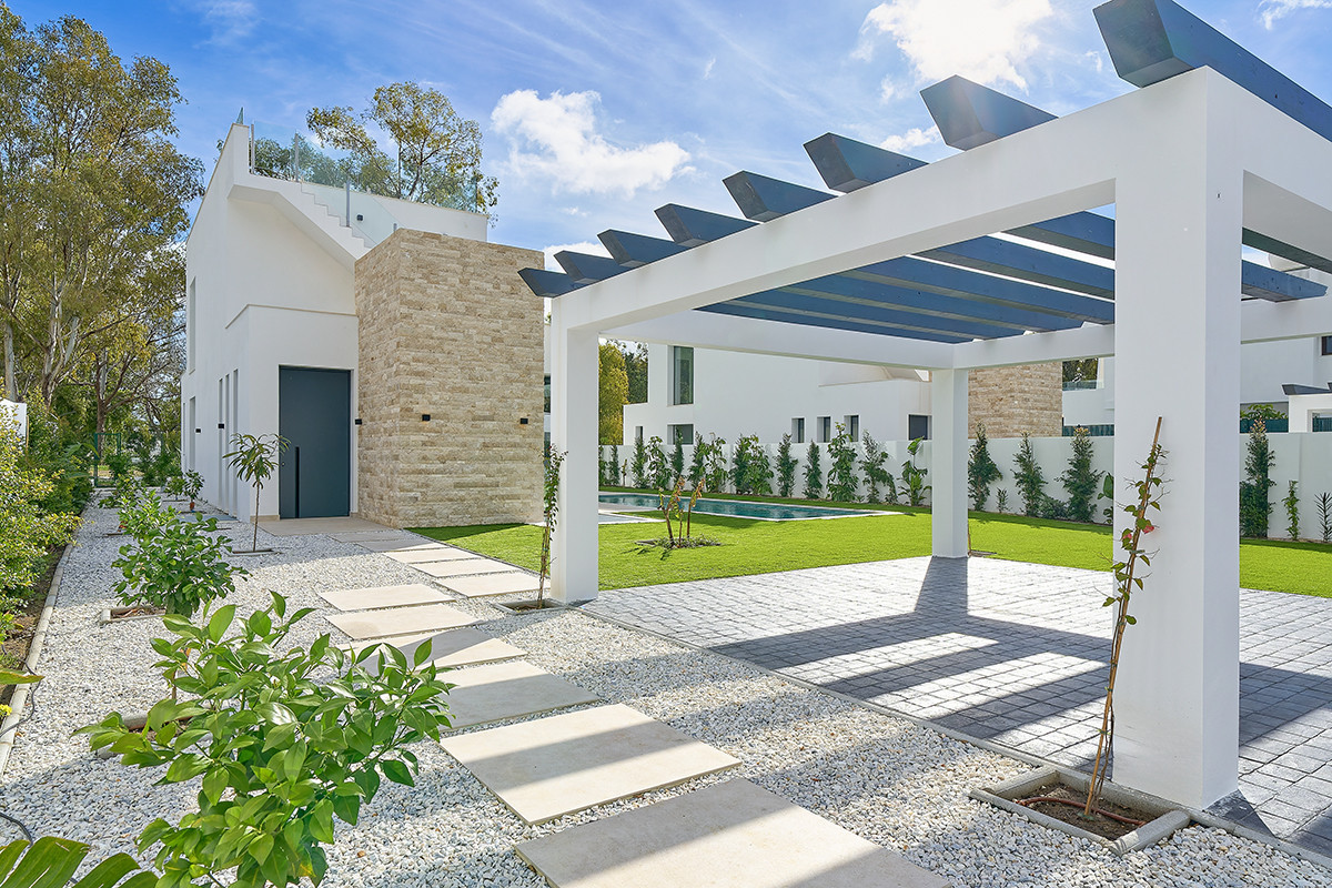 Se vende Villa - Chalet de 4 dormitorios en Costa Del Sol, Málaga, España