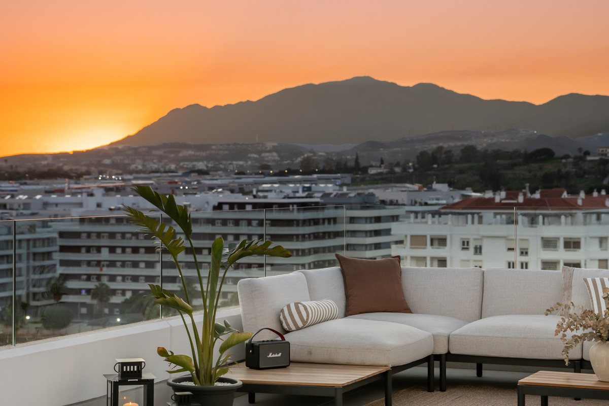 Se vende Ático de 4 dormitorios en Costa Del Sol, Málaga, España