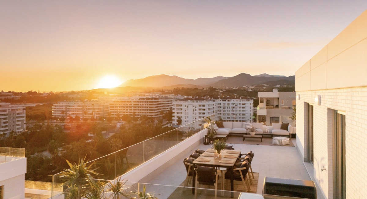 Se vende Ático de 4 dormitorios en Costa Del Sol, Málaga, España