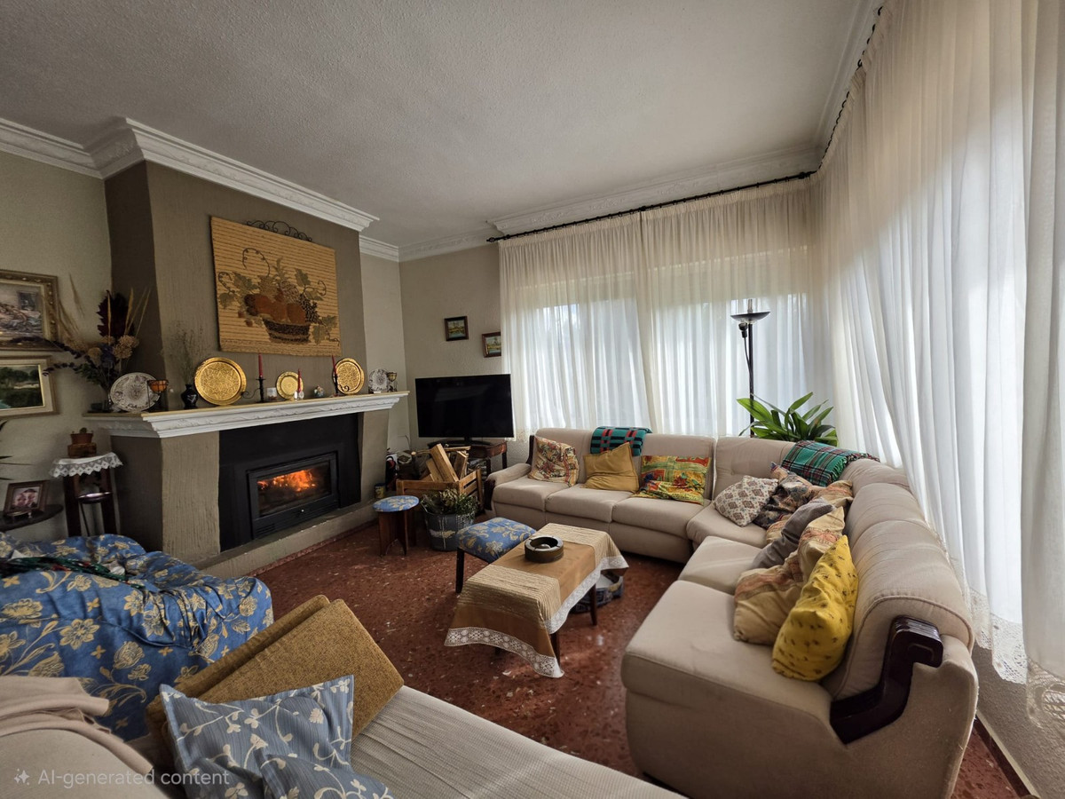 6 Bed Townhouse for sale in Elda Costa Blanca, Alicante, Spain