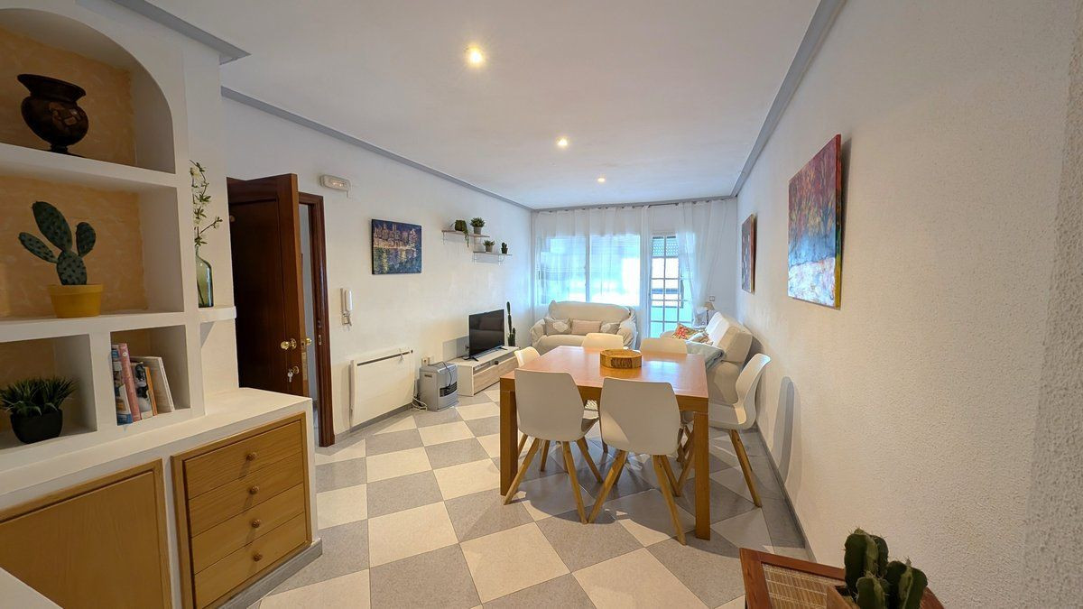 Se vende Apartamento Planta Media de 4 dormitorios en Costa Blanca, Alicante, España