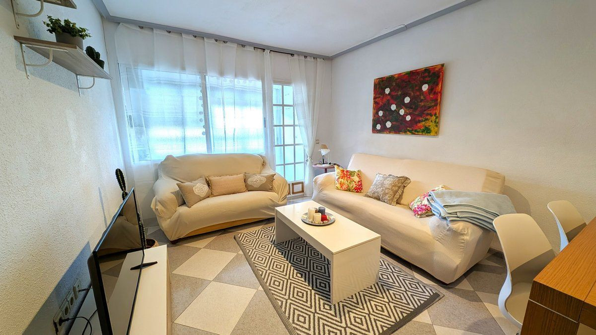 Se vende Apartamento Planta Media de 4 dormitorios en Costa Blanca, Alicante, España