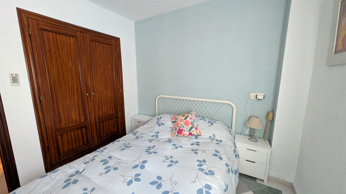 Se vende Apartamento Planta Media de 4 dormitorios en Costa Blanca, Alicante, España