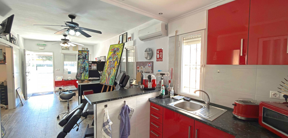 2 Bed Townhouse for sale in La Zenia Costa Blanca, Alicante, Spain