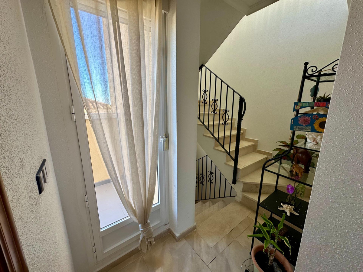 4 Bed Townhouse for sale in San Miguel De Salinas Costa Blanca, Alicante, Spain