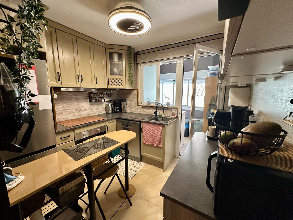 4 Bed Townhouse for sale in San Miguel De Salinas Costa Blanca, Alicante, Spain