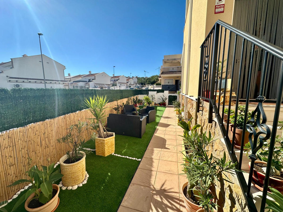 4 Bed Townhouse for sale in San Miguel De Salinas Costa Blanca, Alicante, Spain