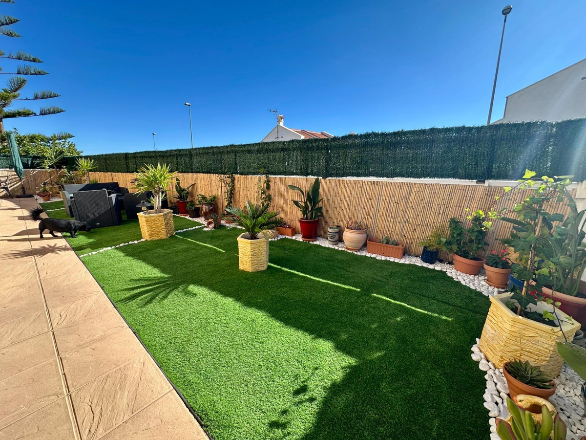 4 Bed Townhouse for sale in San Miguel De Salinas Costa Blanca, Alicante, Spain