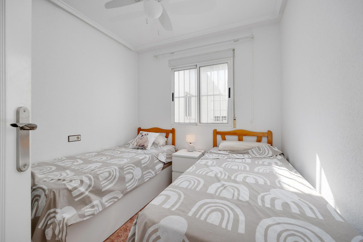 Se vende Ático de 2 dormitorios en Costa Blanca, Alicante, España