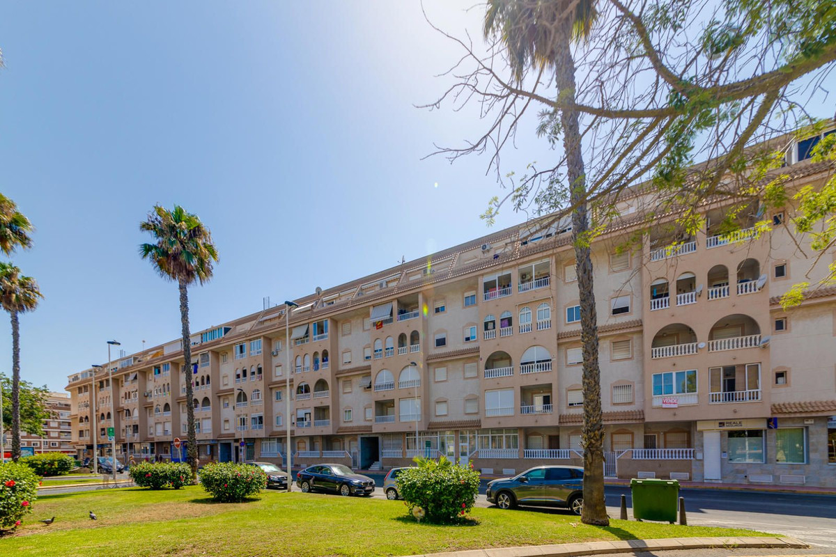 Se vende Ático de 2 dormitorios en Costa Blanca, Alicante, España