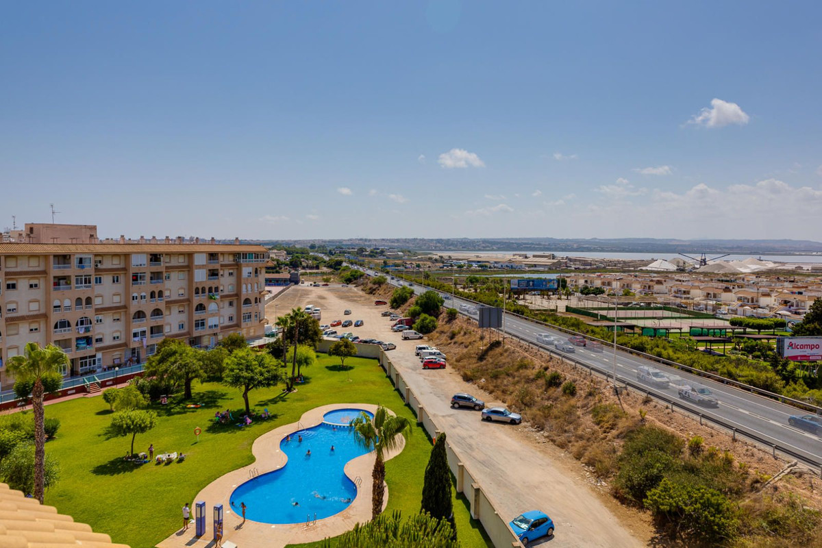Se vende Ático de 2 dormitorios en Costa Blanca, Alicante, España