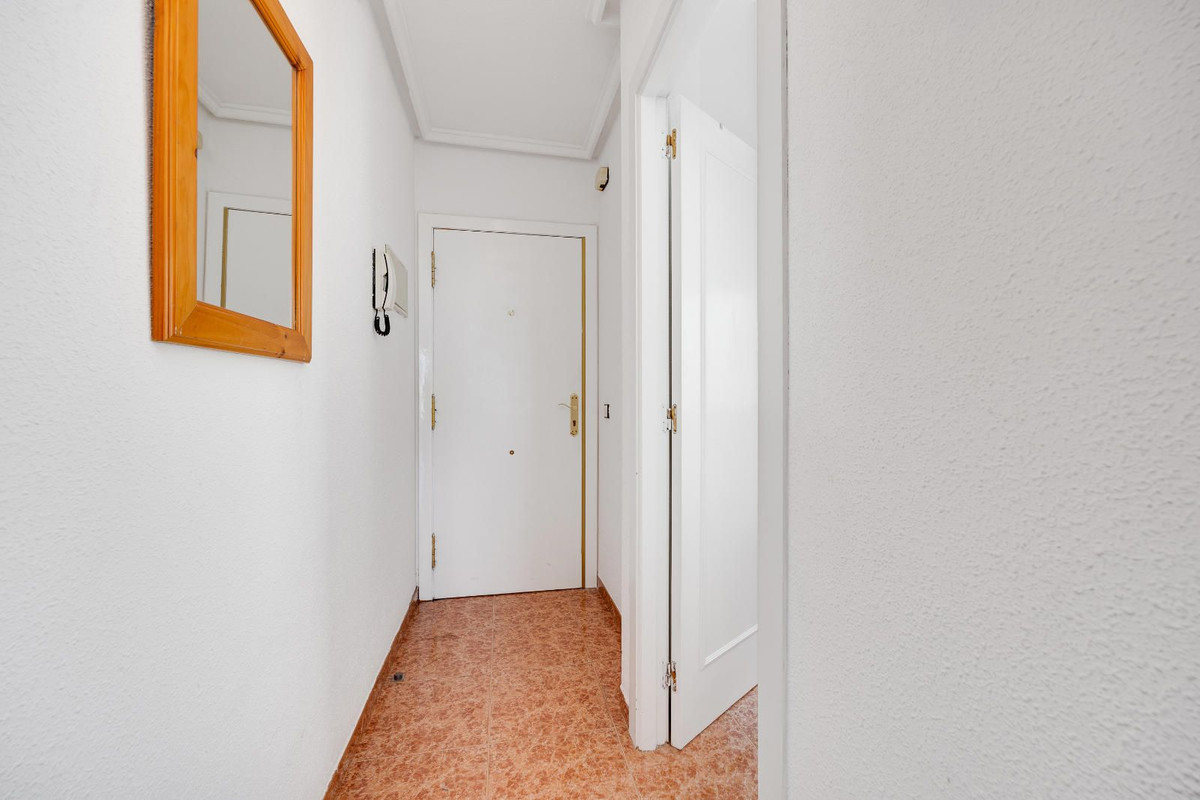 Se vende Ático de 2 dormitorios en Costa Blanca, Alicante, España