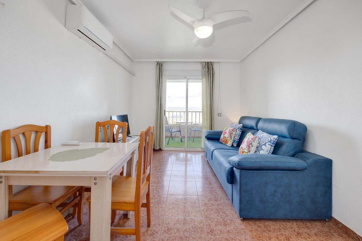 Se vende Ático de 2 dormitorios en Costa Blanca, Alicante, España