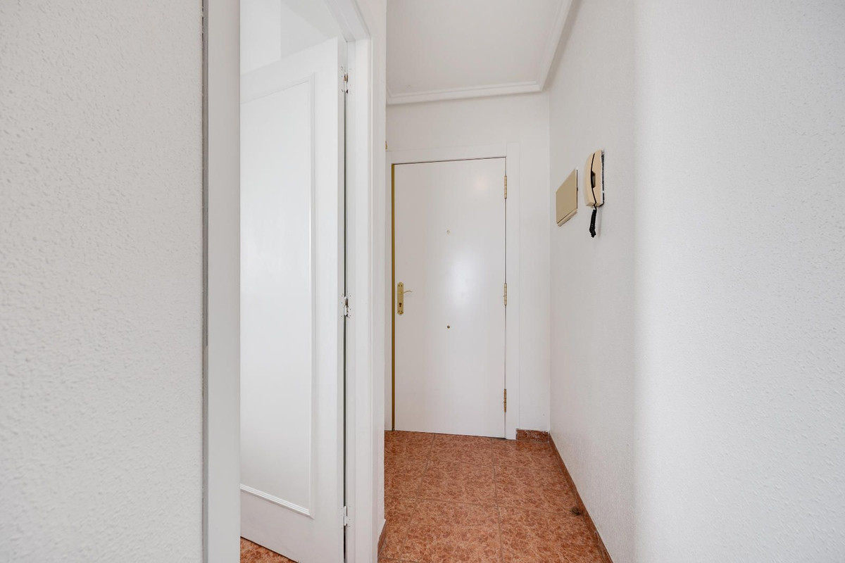 Se vende Ático de 2 dormitorios en Costa Blanca, Alicante, España