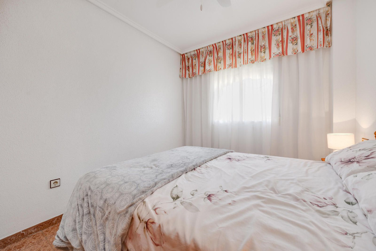 Se vende Ático de 2 dormitorios en Costa Blanca, Alicante, España