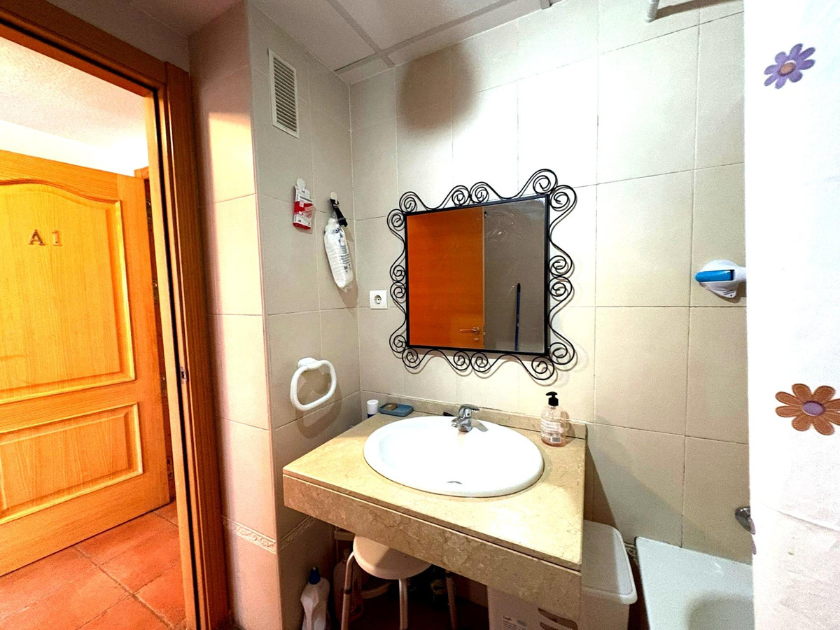 Se vende Ático de 1 dormitorios en Costa Del Sol, Málaga, España