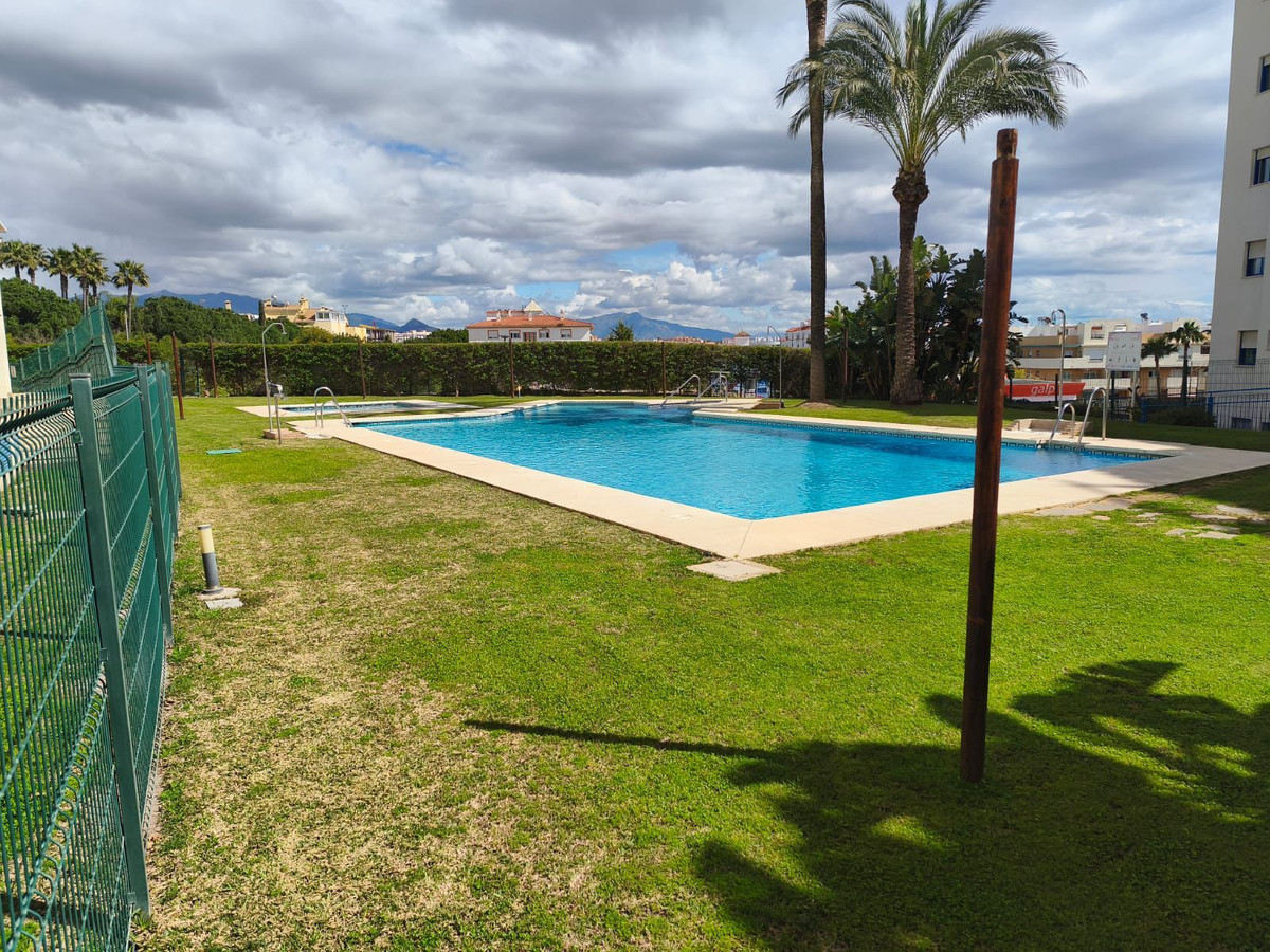 2 Bed Apartment for sale in Estepona Costa Del Sol, Málaga, Spain
