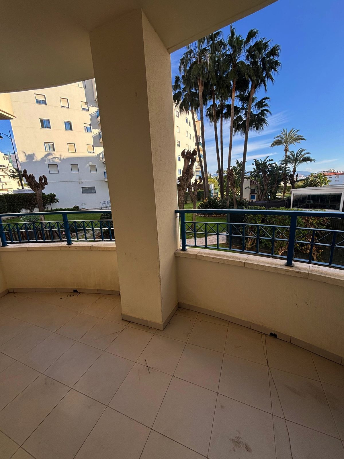 2 Bed Apartment for sale in Estepona Costa Del Sol, Málaga, Spain
