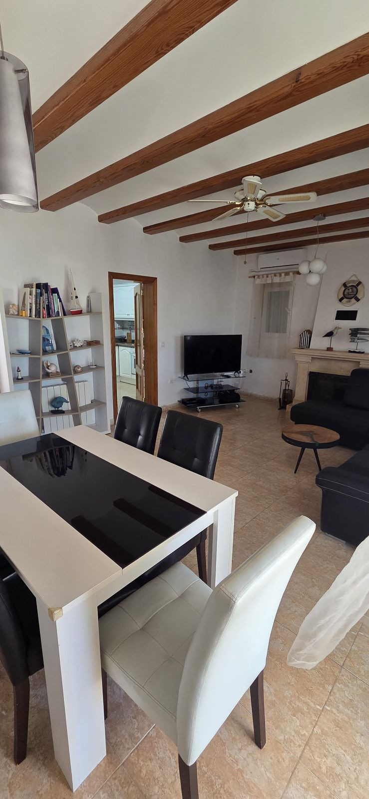 Se vende Villa - Chalet de 5 dormitorios en Costa Blanca, Alicante, España