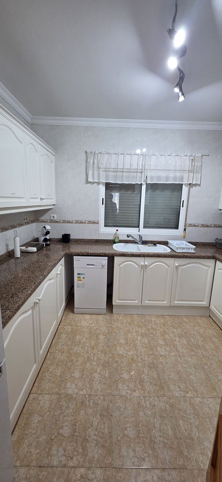 Se vende Villa - Chalet de 5 dormitorios en Costa Blanca, Alicante, España